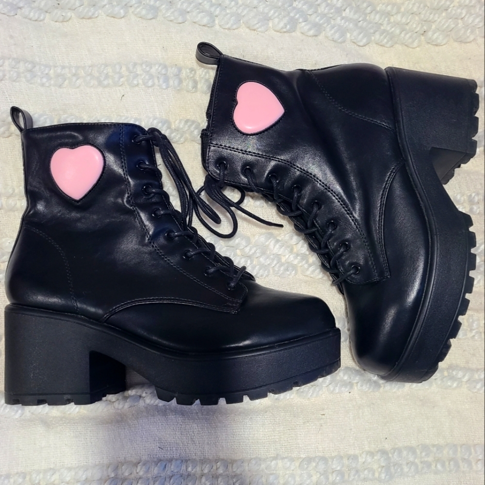 Heart Boots 💕